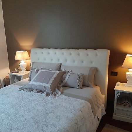 B&B Le Lanterne Casal Palocco Luaran gambar